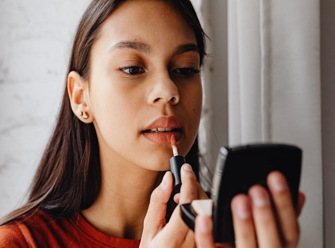 5 minute makeup glam